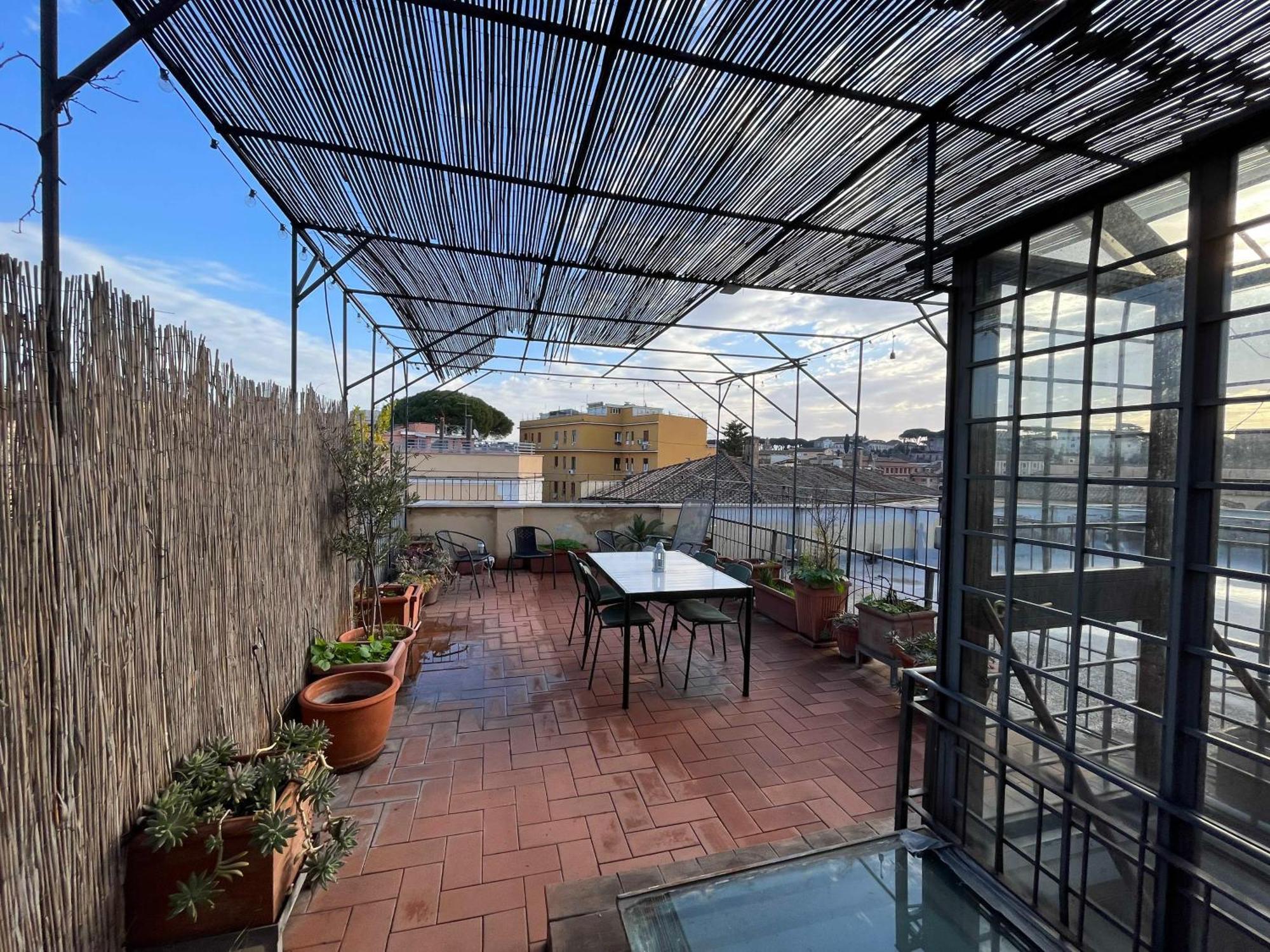 Appartement A Terrace With A View *